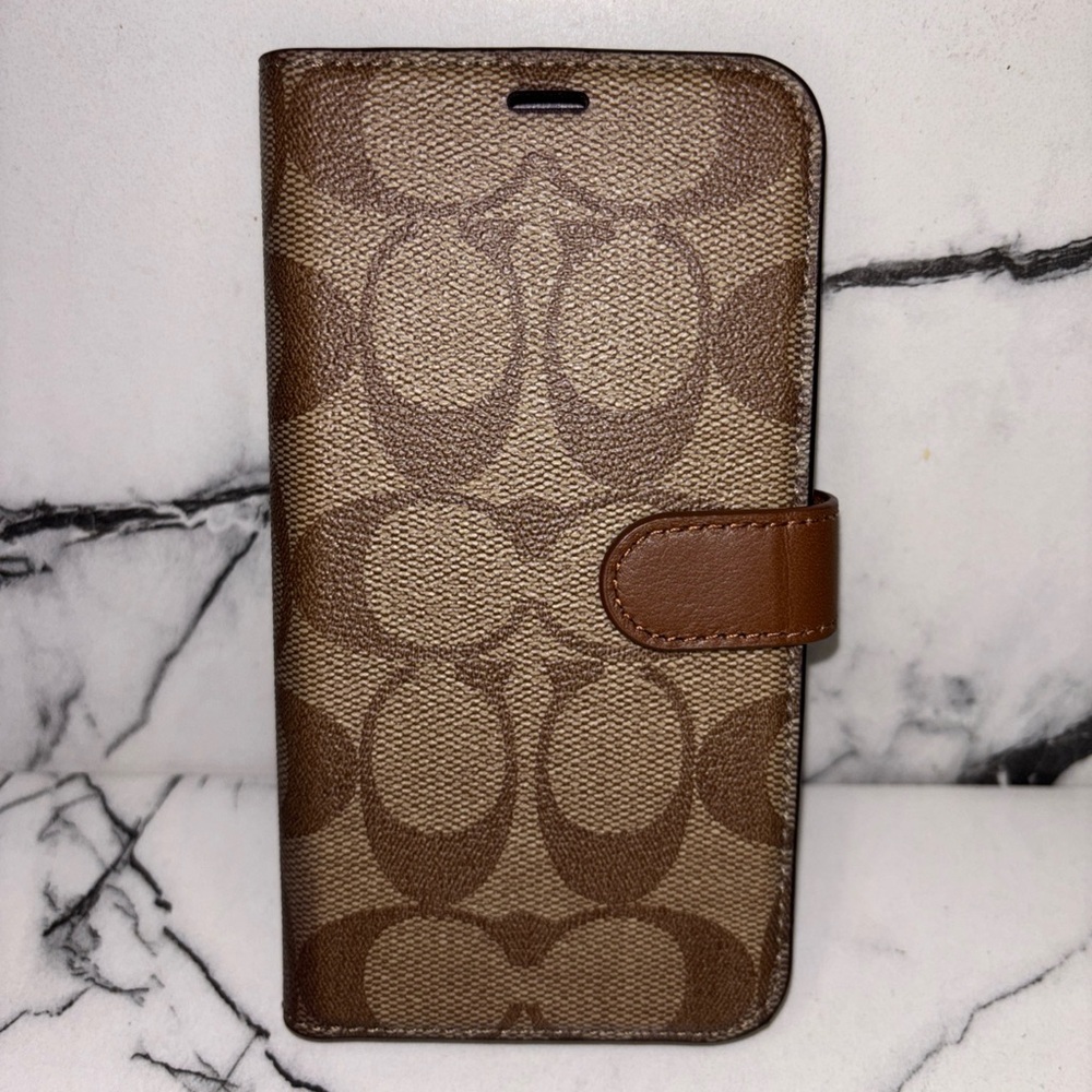 Coach Brown Signature Coated Canvas Leather Magnet Close iPhone X/XS Wallet Case